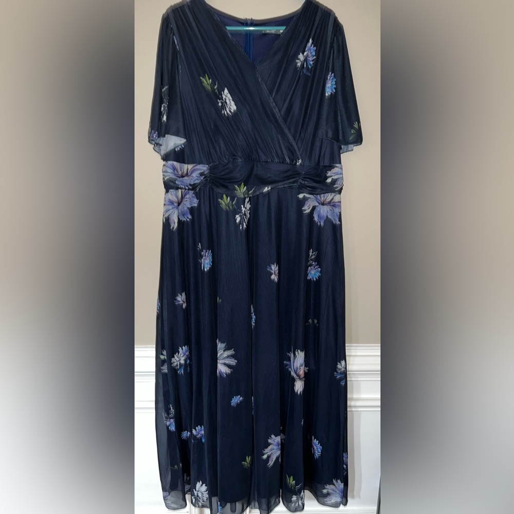 SHEIN Curve Modelyn Plus Size Spring/Summer Floral Print Midi Dress-4XL